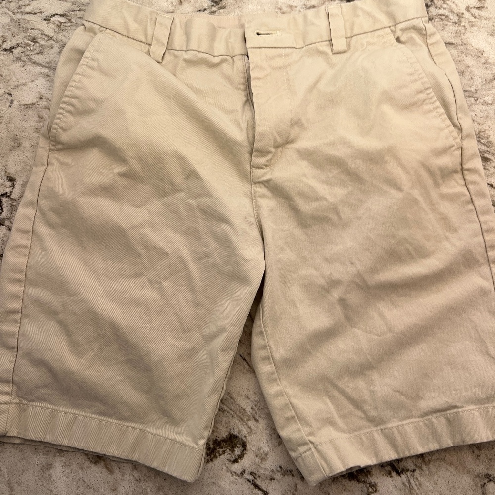 Vineyard vines breaker shorts boys size 12